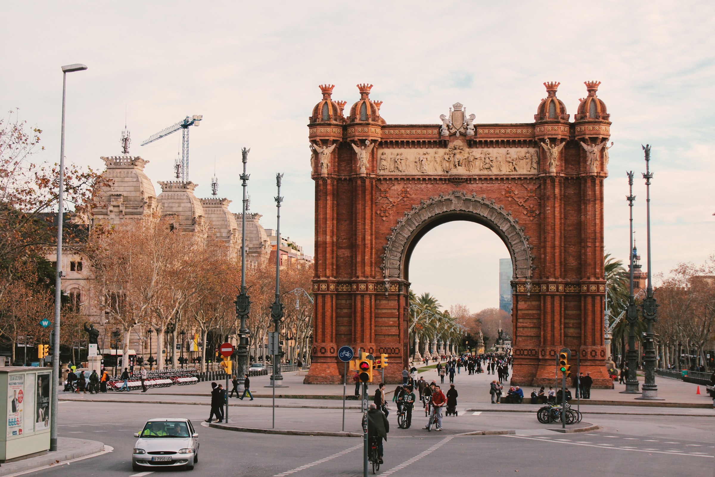 Barcelona Marathon. Photograph: Kristina Skoreva, Unsplash.