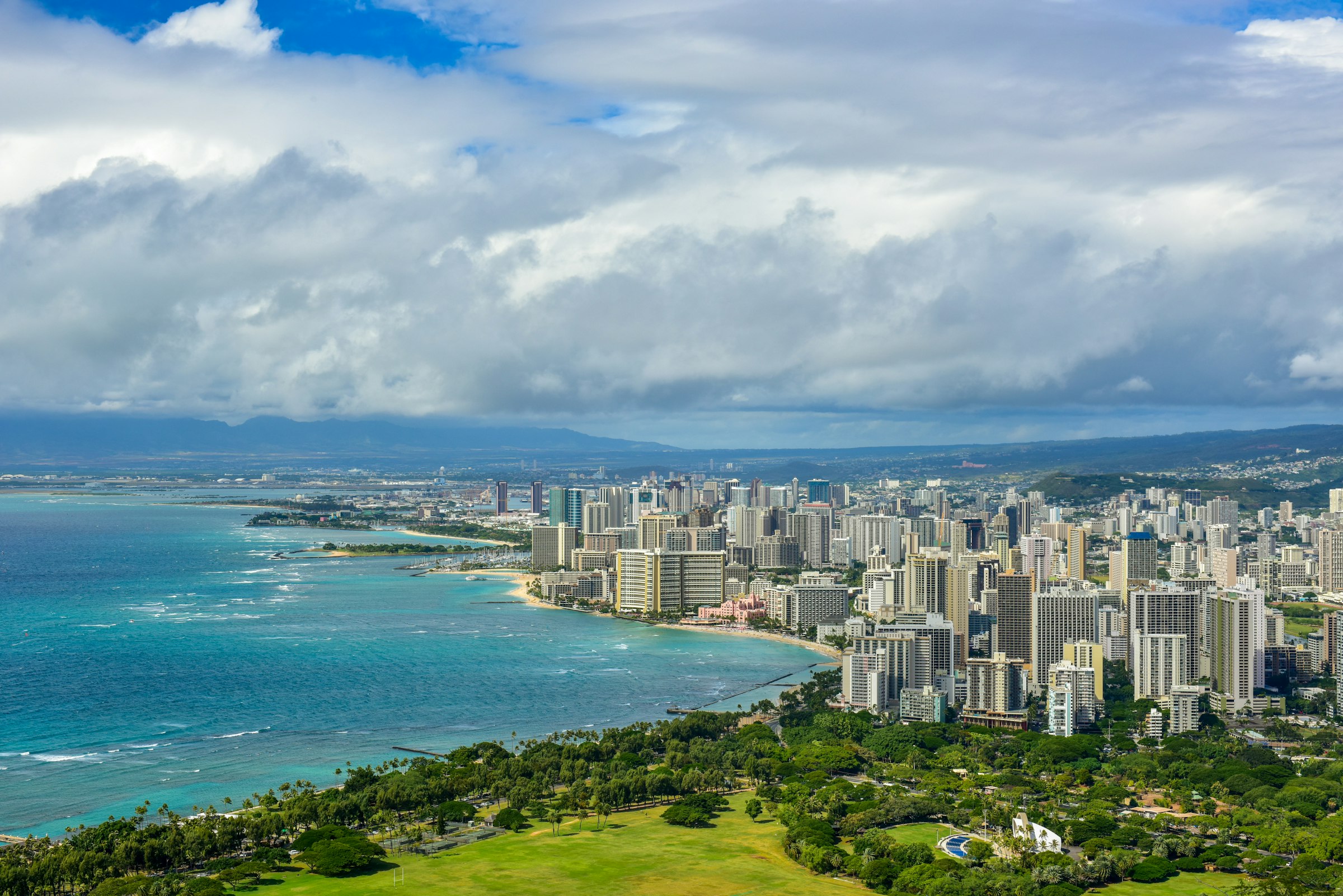 Honolulu Marathon. Photograph: Zetong Li, Unsplash.
